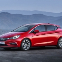 Atletikus és tágas az új Opel Astra