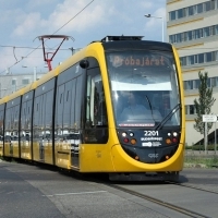 BKK: folyamatosan állnak forgalomba az új villamosok és buszok Budapesten
