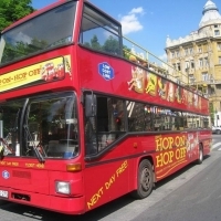 Városnéző buszok - Az érdekképviselet támogatja a nyílt versenyeztetési eljárást
