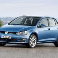 Felfüggesztik a Volkswagen Golf gyártását