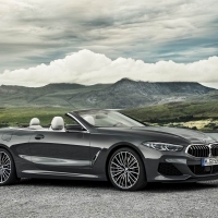 Négyüléses luxusautó nyitott tetővel: az új BMW 8-as Cabrio