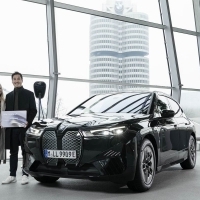 Betartva az ígéretet: a BMW Group átadta egymilliomodik hálózatról tölthető modelljét