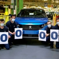 A Peugeot egyik legpatinásabb gyártóüzemében legyártották a 3008-as SUV egymilliomodik példányát