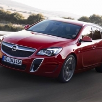 Legördült a 750 ezredik Opel Insignia a gyártósorról