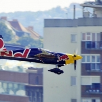 Red Bull Air Race - Hannes Arch nyert, Besenyei hatodik Budapesten