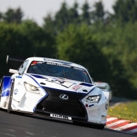 A Lexus RC F GT3 kategóriagyőzelmet aratott legelső VLN versenyén