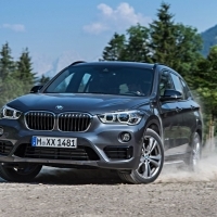 Új motorokat kap az új BMW 7-es sorozat, a vadonatúj BMW X1 és a BMW 2-es Active Tourer