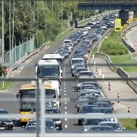 Veszélyesnek tartják az autózást a magyarok