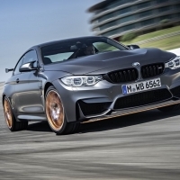 A BMW M4 GTS modell és a BMW 3.0 CSL Hommage tanulmány is az év sportautója
