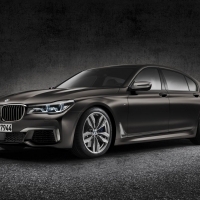 A BMW alapjaiban írja át a csúcskategóriás luxuslimuzin fogalmát