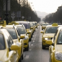A Taxisok ismét az Uber ellen tiltakoznak