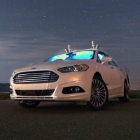A Ford Fusion kísérleti önjáró autó a sötétben is lát