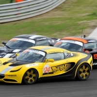 Autóverseny a javából - Hungaroringen  a Hankook Racer Cup