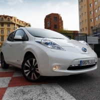 Varga Mihály: a kormány elkötelezett az elektromobilitás fejlesztése iránt