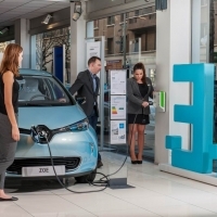 Több mint 60 százalékkal nőtt Romániában a hibrid és elektromos autók értékesítése