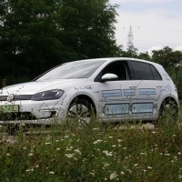 Gyorstöltőt fejleszt a Volkswagen