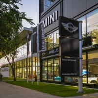 A Wallis megnyitotta Közép-Kelet-Európa legmodernebb BMW és MINI márkakereskedését