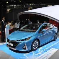 Jön a zöld rendszámos Toyota Prius plug-in hybrid