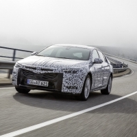Új Opel Insignia: Akár 175 kilóval is könnyebb az elődmodellnél