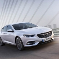 Az új Opel Insignia Grand Sport ára 25.940 eurótól indul