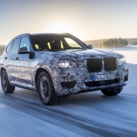 Az új BMW X3 már az északi hóföldeken tesztel