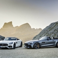 A Mercedes-AMG két Roadster modellel bővíti ki GT modellcsaládját
