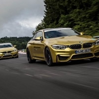 A BMW immár negyven éve tanítja a vezetés élményét