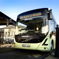 Az ABB villámtöltő-technológiát szállít az Egyesült Királyság első elektromos buszaihoz
