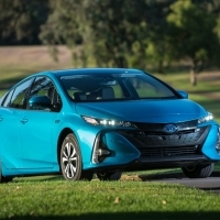 Rangos felmérésen bizonyult a műfaj legjobbjának  a Toyota Prius Plug-in Hybrid