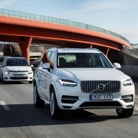 A Volvo Cars biztonsági szakembereit rangos elismerésben részesítette az Egyesült Államok nemzeti közlekedésbiztonsági intézete