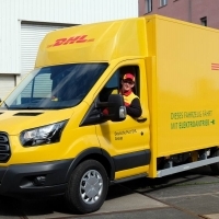 A Deutsche Post DHL Csoport és a Ford bemutatja az első StreetScooter WORK XL elektromos hajtású áruszállítót
