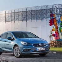 Frankfurtban mutatkozik be a sűrített földgázzal hajtott új Opel Astra