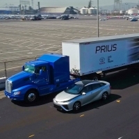 Bemutatjuk a Toyota környezetbarát kamionját