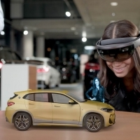 Virtuális élményekkel indul világkörüli turnéra az új BMW X2