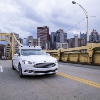 A Ford hamarosan már több nagyvárosban is tesztelheti az önvezető járművekre épülő új szolgáltatásait