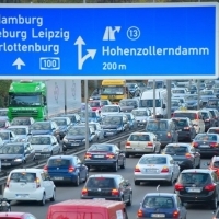 Ki lehet tiltani a régebbi dízelautókat a szennyezett levegőjű német városokból
