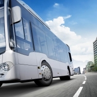 A Hankook bemutatja új SmartCity AU04+ városi busz abroncsát hosszabb élettartammal