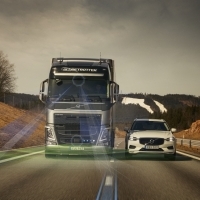 Új szintre emelik a biztonságot a Volvo Trucks új járművezető-támogató rendszerei