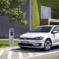 A Volkswagen felfüggesztette az elektromos, a hibrid és a gázüzemű autók értékesítését