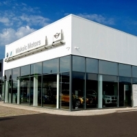 Közel tíz év után BMW és MINI márkakereskedés nyílt Miskolcon