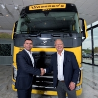 A Volvo Trucks átadta az 5000. Volvo FH vontatót a Waberer’s International Nyrt-nek