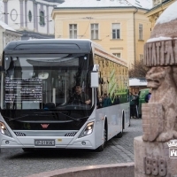 Bemutatták az Ikarus első elektromos autóbuszát Székesfehérváron