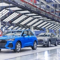 Legalább szerdáig szünetel a termelés az Audi központi üzemében a győri sztrájk miatt