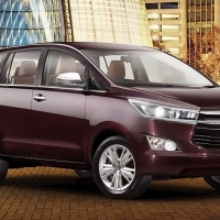Új buszlimuzint és szabadidőjárművet fejleszt a Toyota az indiai piacra