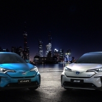 Toyota: az elektromos autózásban a szilárdtest-akkumulátorok jelentik a következő nagy dobást