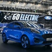 2022-re a Ford új elektromos autóinak kínálata túlszárnyalja majd a dízel- és benzinmotoros modellekét