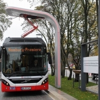 A Sicharge UC rendszer új mércéket állít az elektromos buszok rugalmas töltése terén
