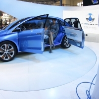 Öt év múlva az új autó eladások negyede elektromos autó lehet Kínában