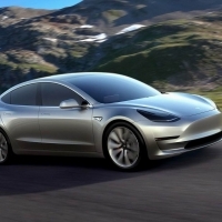 Átadták a Tesla első, Kínában gyártott járműveit