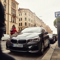 Nagy jövőt lát még a BMW a belsőégésű motorok előtt